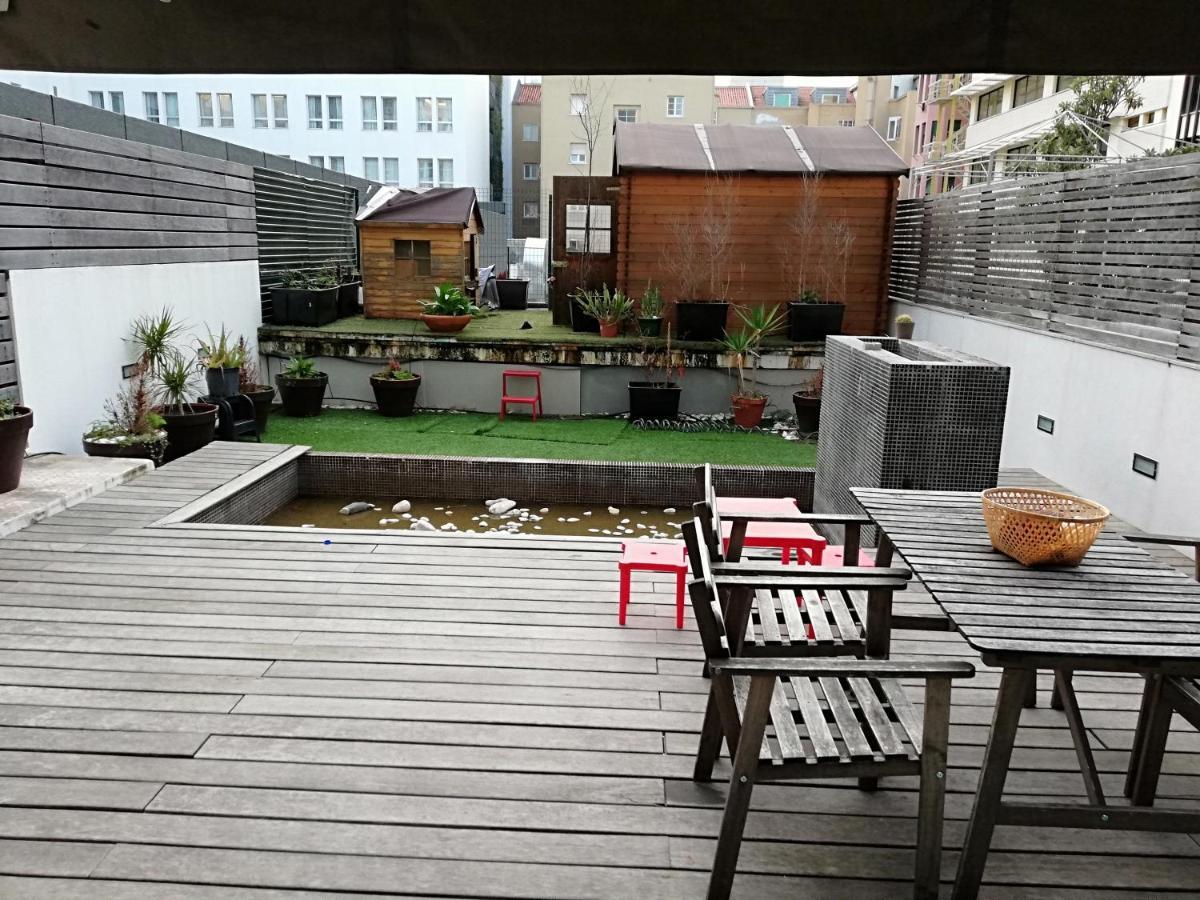 Apartment Beautiful Garden-campo Pequeno Lisbon