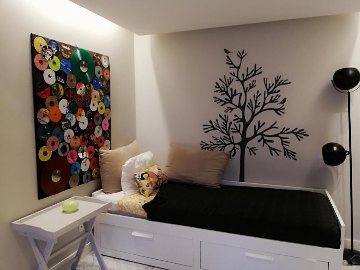 Beautiful Garden-campo Pequeno Apartment Lisbon